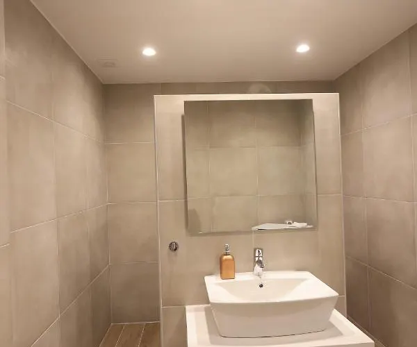 Captain's Pounda * Aprovaton