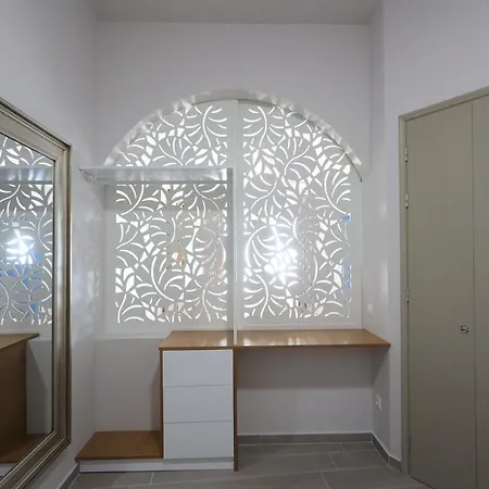 Captain's Pounda * Aprovaton